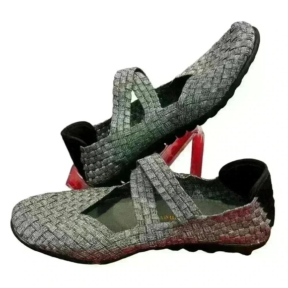 Bernie Mev Women's Cuddly-Slip On Shoes Mary Jane Flat Gray Size 37 | US Size 7 - Picture 1 of 11